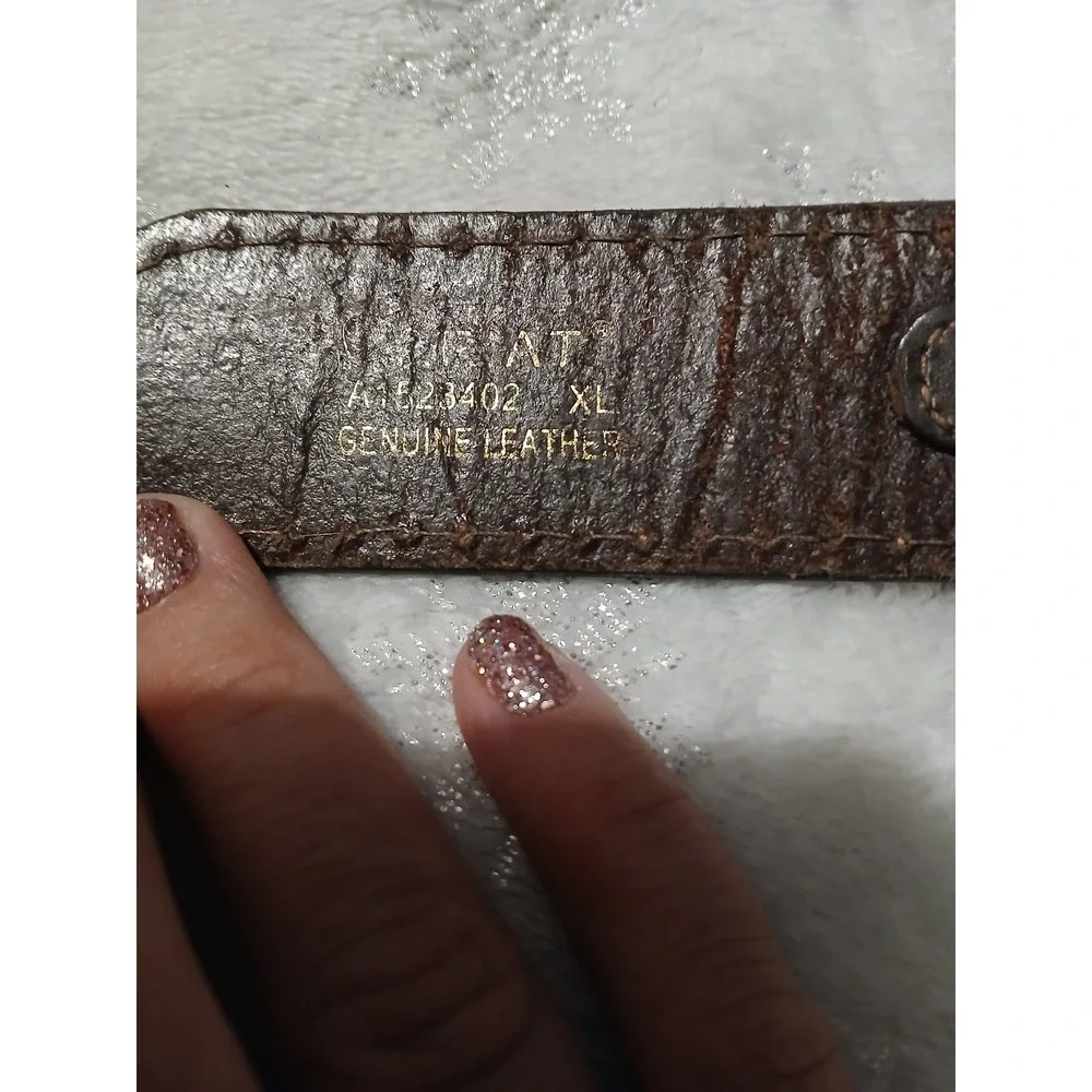 Genuine Leather ariat belt size xl with silver belt buckle